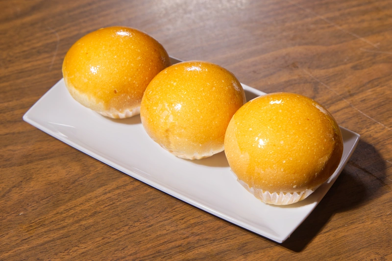 Baked Glazed Buns